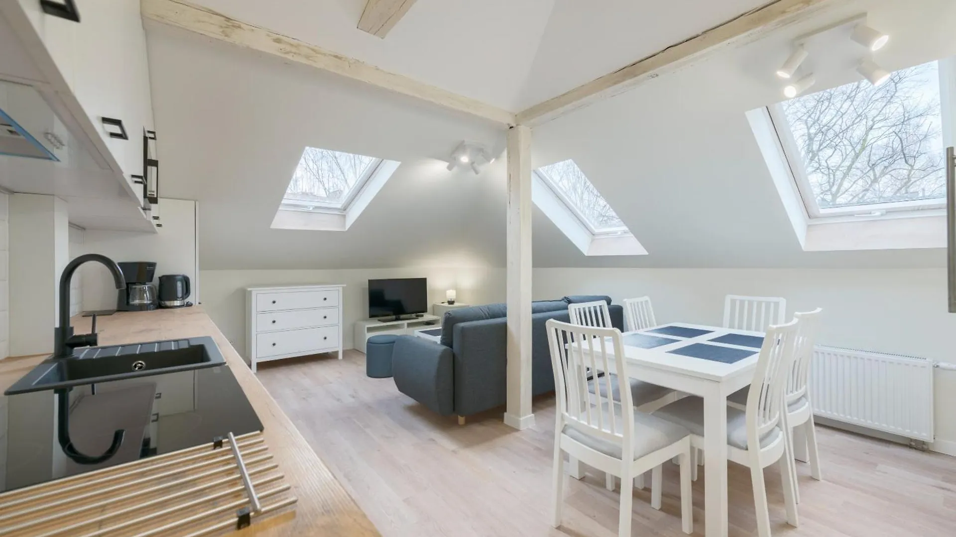 Dr Apartments - Seadream Sopot 0*,  Poland